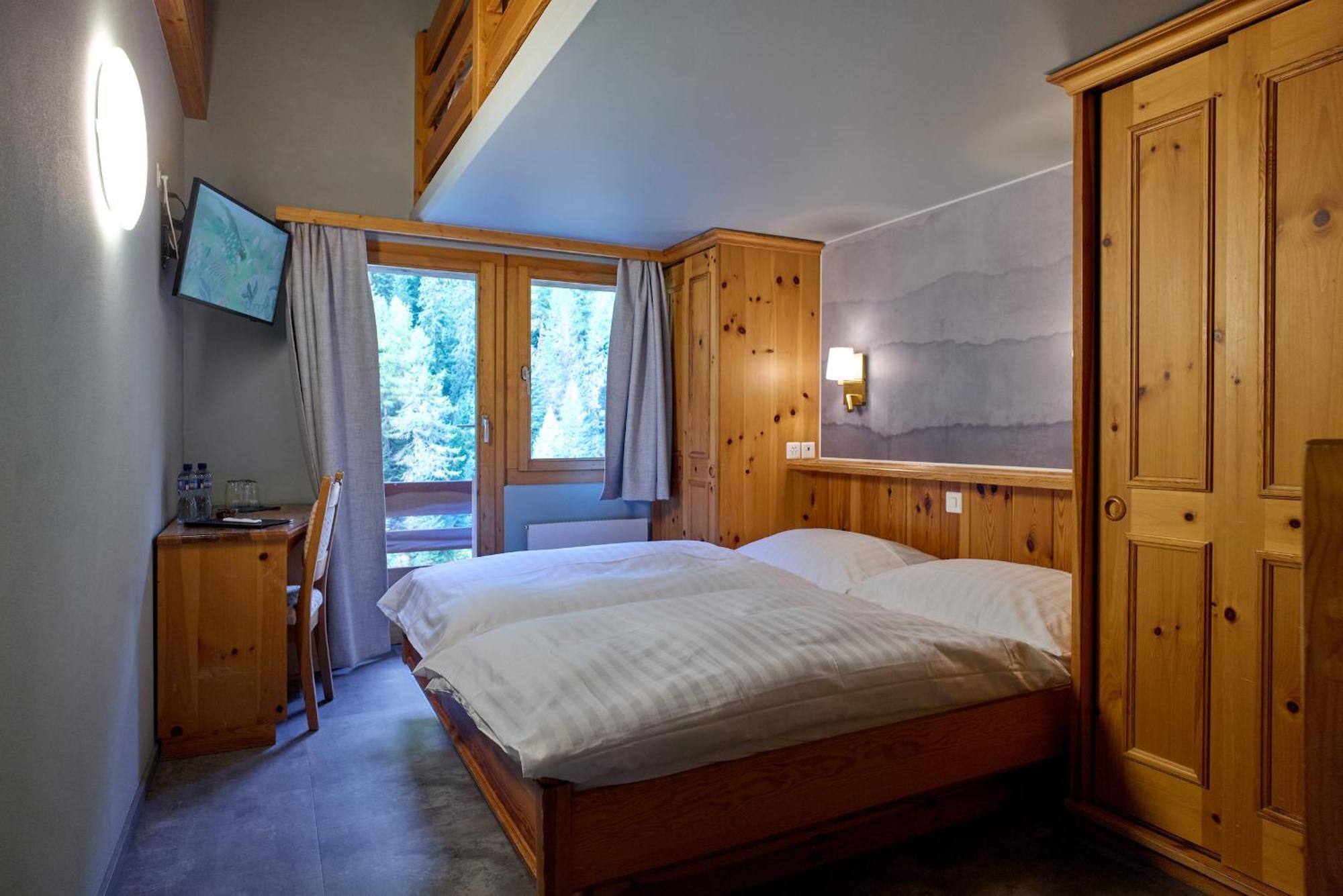 Hotel Europe Zinal ภายนอก รูปภาพ
