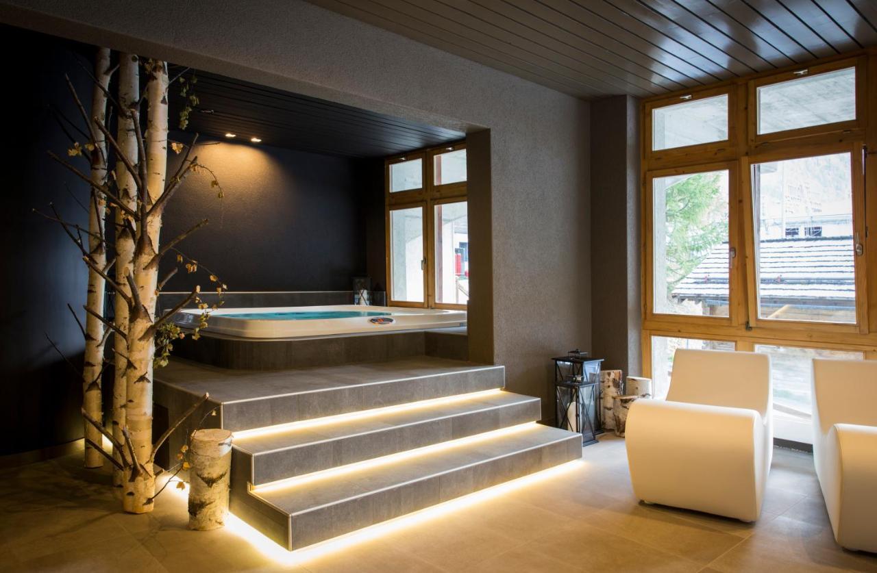 Hotel Europe Zinal ภายนอก รูปภาพ